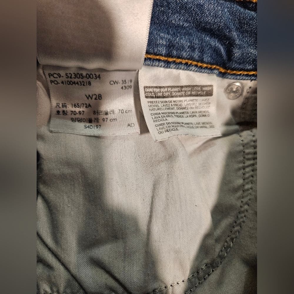 Levi's Wedgie Jeans - Picture 8 of 8